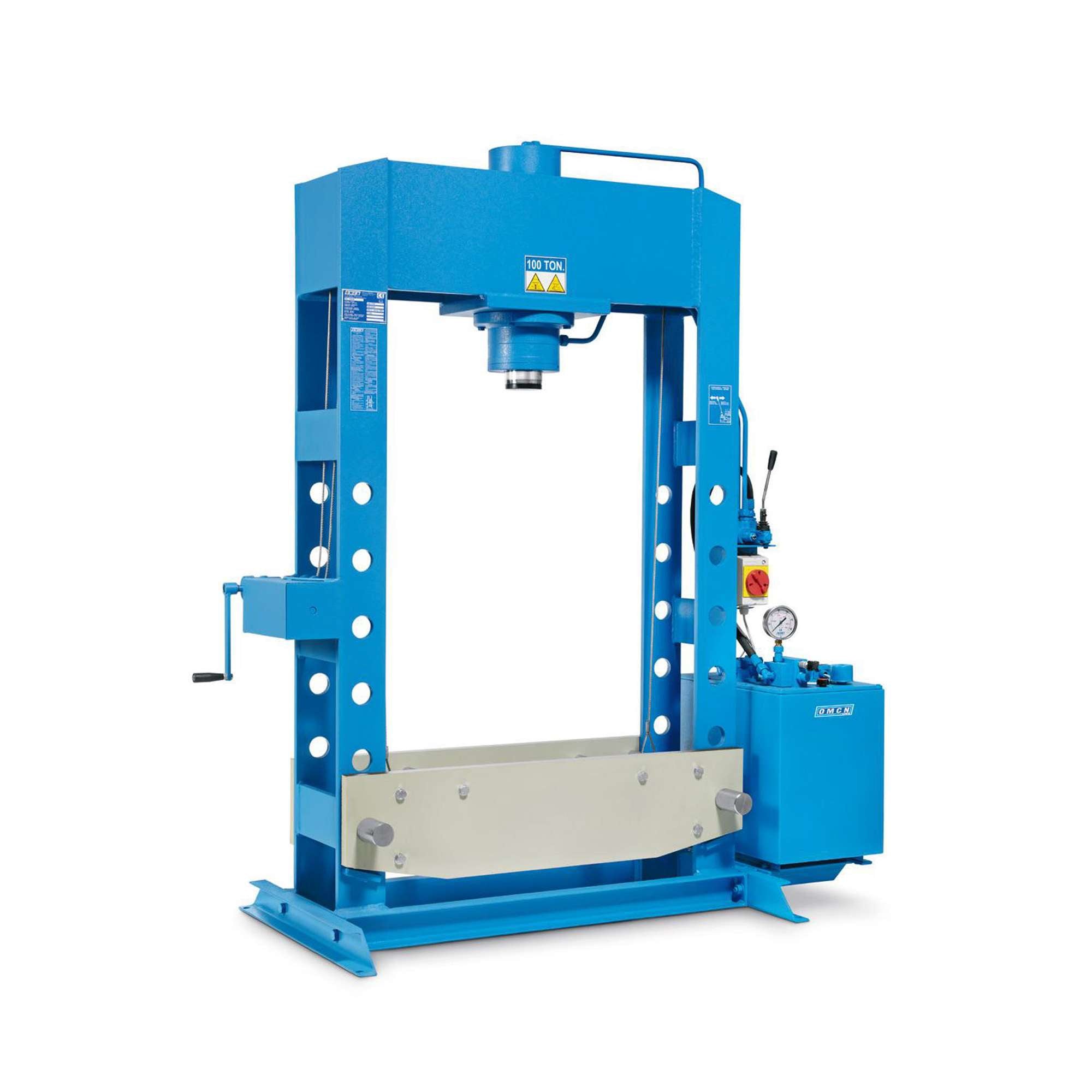 Pressa elettroidraulica a due velocità capacità 150 ton luce 1520 mm OMCN 204/W