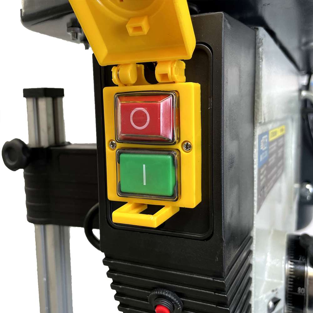Trapano a colonna con trasmissione a cinghia 32mm 400V/3Ph - echoENG MA TC C32B