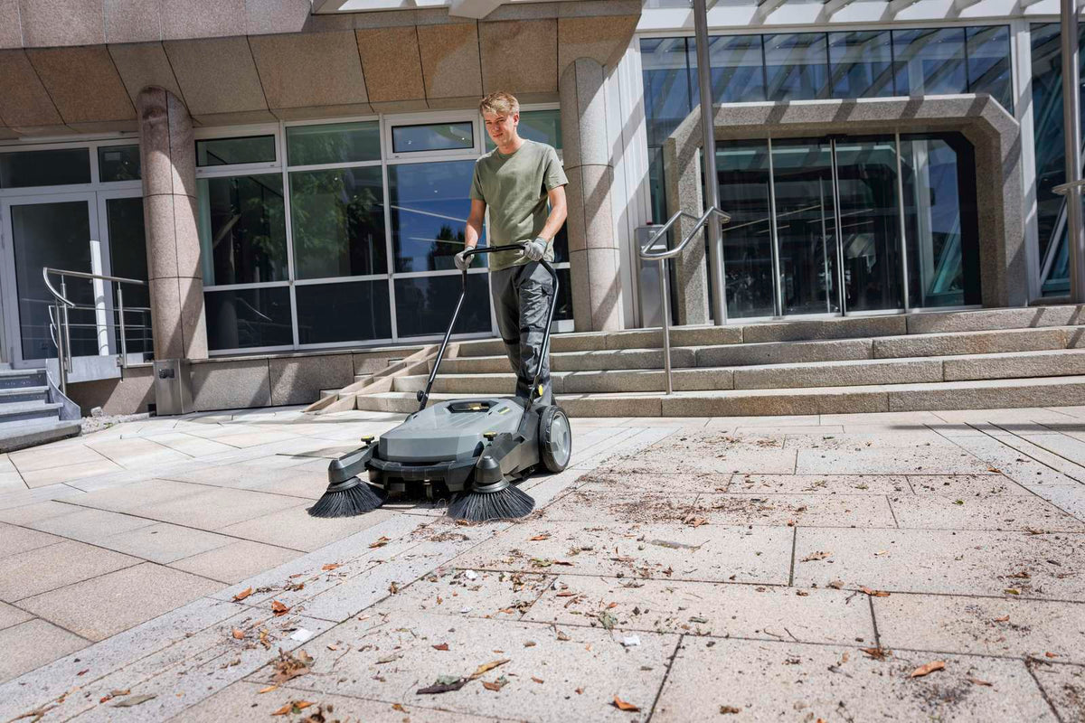 Spazzatrice KM 70/20 C 2SB Karcher