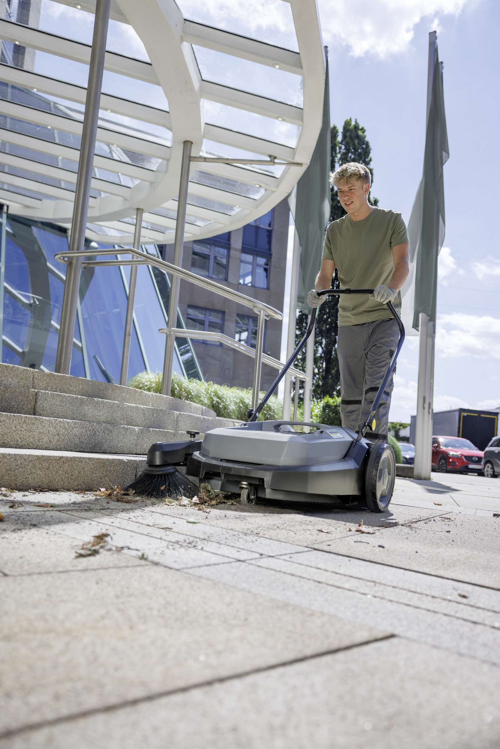 Spazzatrice KM 70/20 C Karcher