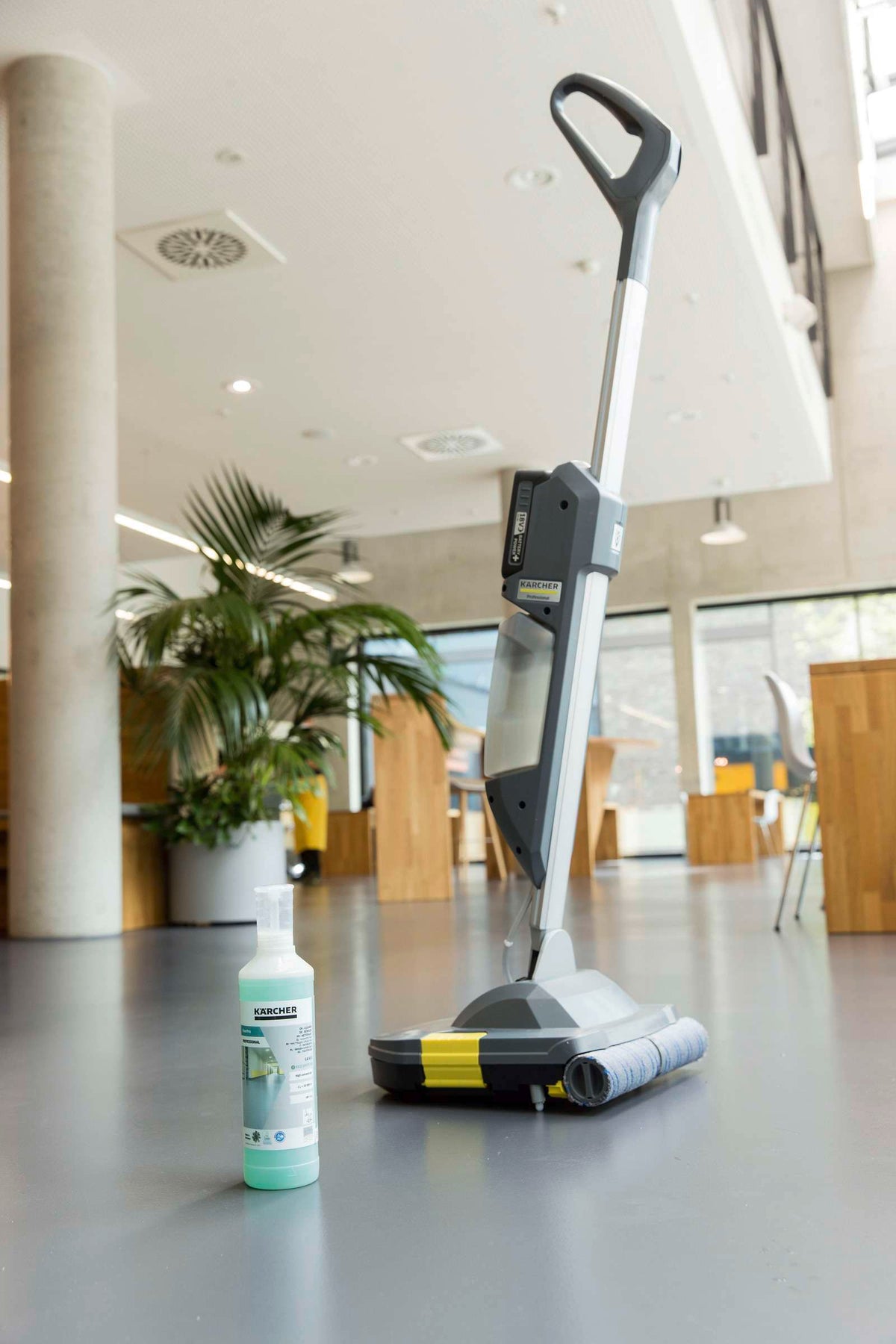 Lavapavimenti professionale BR 30/1 C Bp Pack 18/30 Karcher